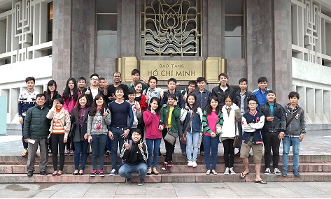 Sinh viên trang cá cược bóng đá



 thăm quan Bảo tàng Hồ Chí Minh