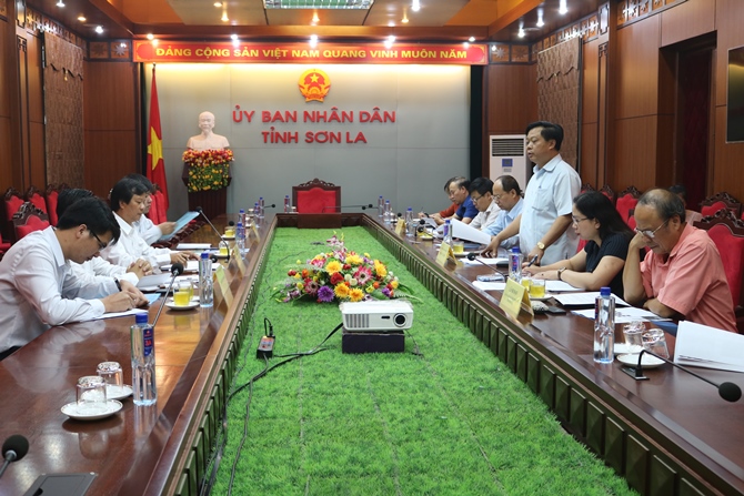 UBND tỉnh Sơn La làm việc với Trường trang cá cược bóng đá



 về hợp tác trong lĩnh vực đào tạo và nghiên cứu khoa học