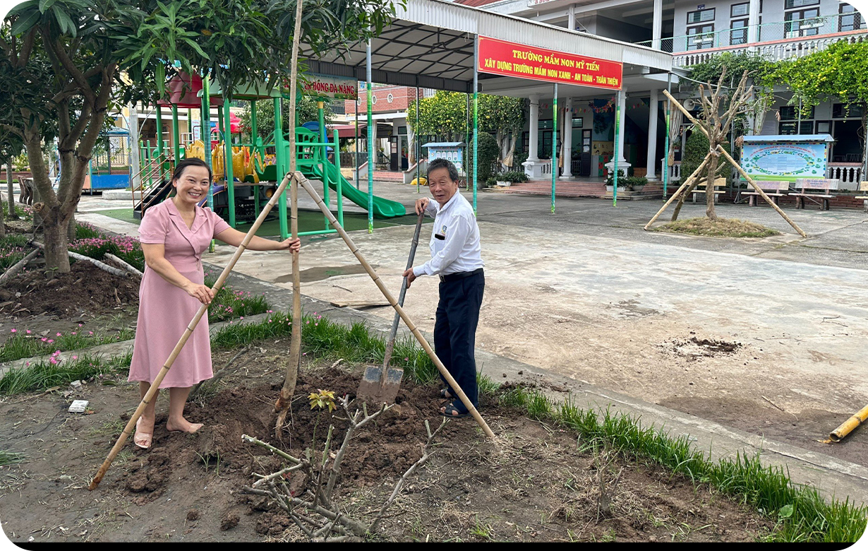 Trường trang cá cược bóng đá



 trao tặng cây xanh cho các điểm Trường tại Xã Mỹ Tiến, Tỉnh Nam Định